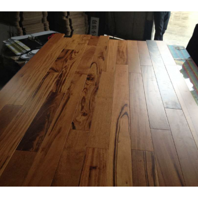 Factory Wholesale T&G Natural Smooth Prefinished Tiger Wood Flooring